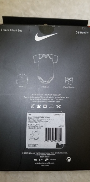 Jordan 3 piece set - bodysuit, cap and socks - Picture 2 of 2